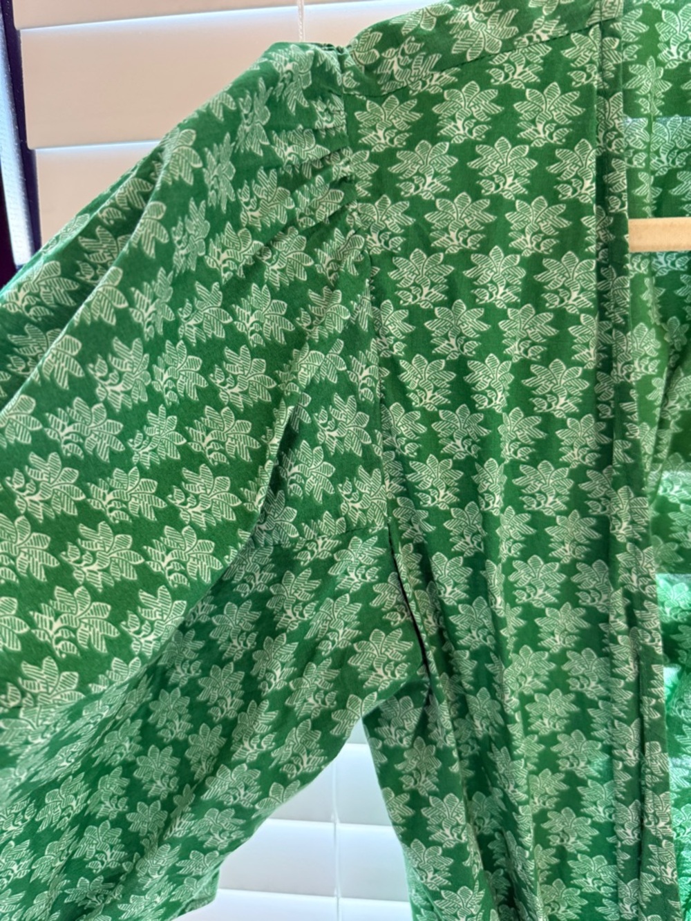 RHODE Green Floral V-Neck Mini Dress with Puff Sleeves - Picture 5 of 5